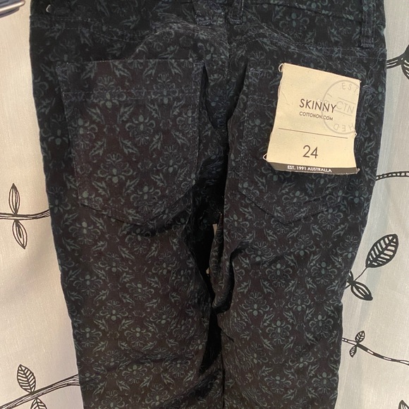 Cotton On Skinny Jeans (sz 2) - Picture 4 of 5